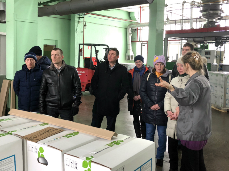 Udmurtiya delegatsiyasi Vurnaridagi Augusta zavodiga tashrif buyurdi 